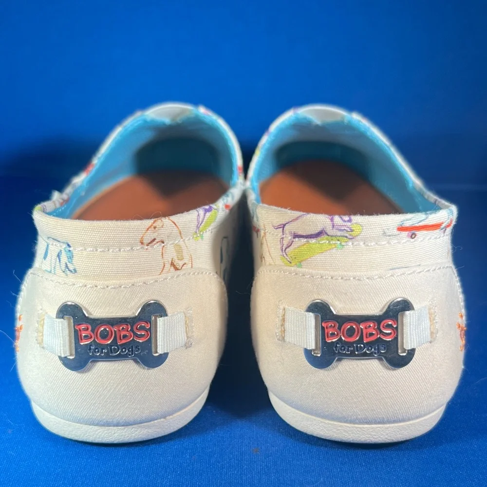 Skechers BOBS for Dogs Cream Slip-On Shoes with Colorful Print - Picture 5 of 9